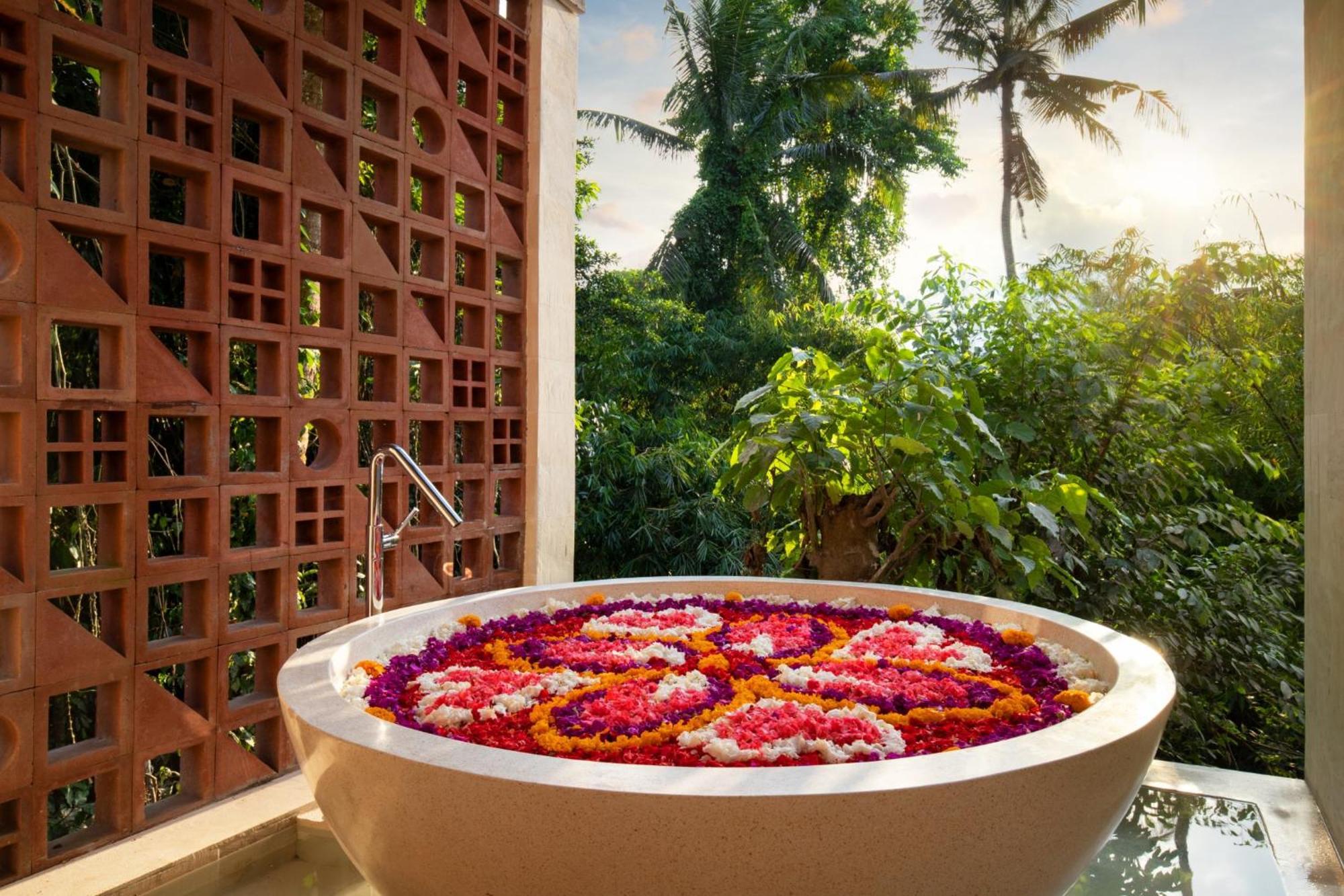 Suara Alam Hotel Ubud By Ini Vie Hospitality Buitenkant foto
