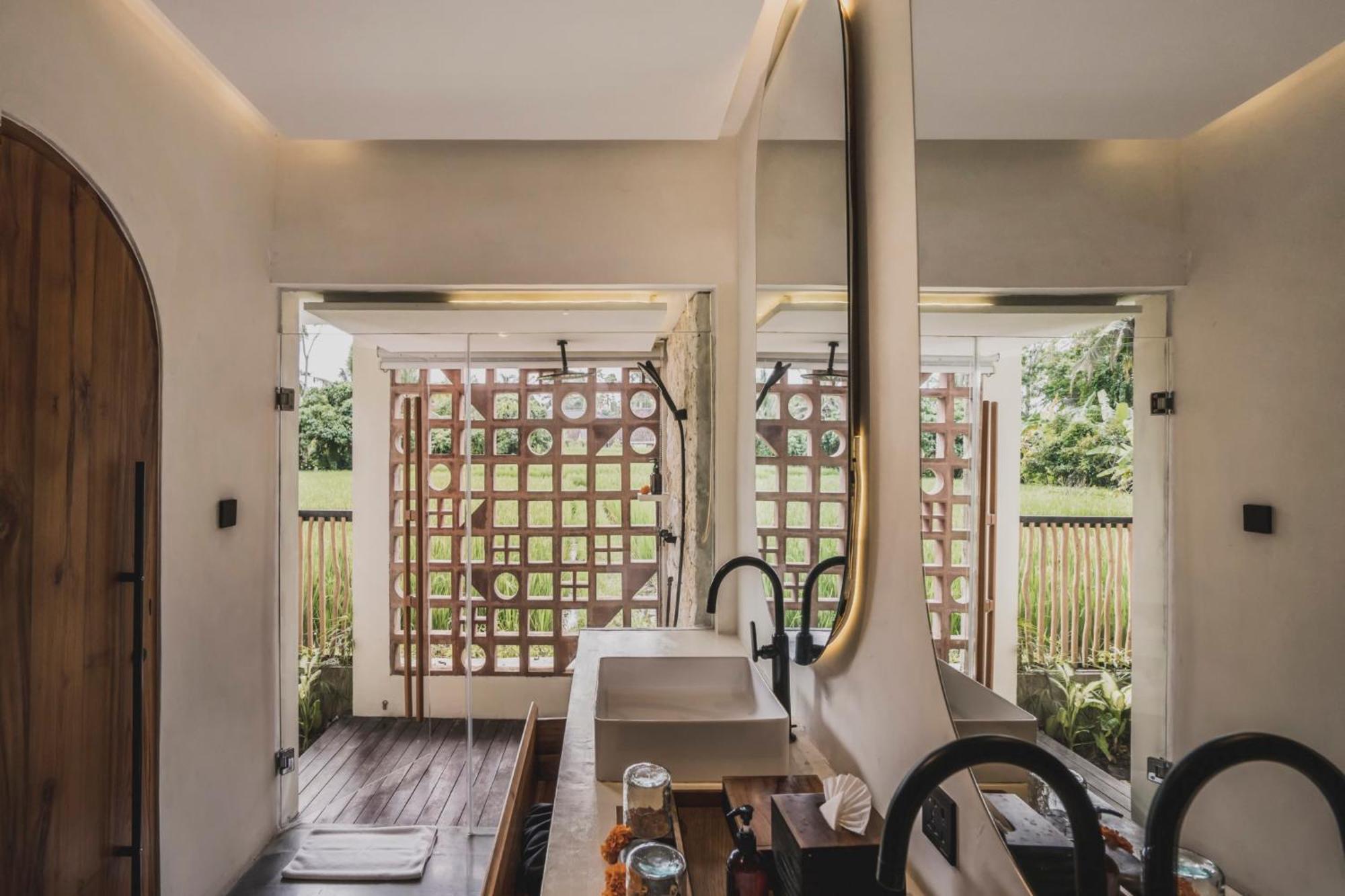 Suara Alam Hotel Ubud By Ini Vie Hospitality Buitenkant foto